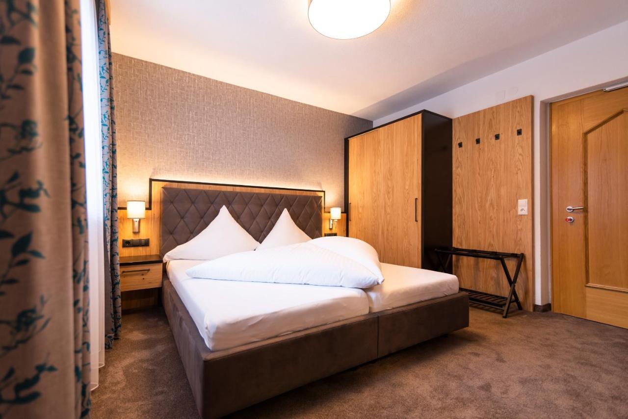 Hotel Garni Foersterheim Ischgl Ngoại thất bức ảnh