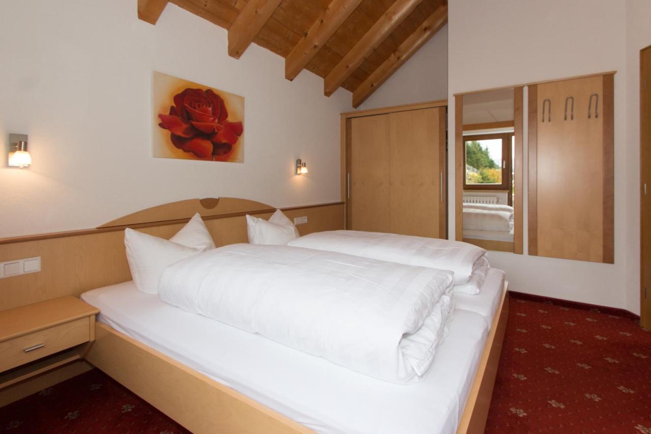 Hotel Garni Foersterheim Ischgl Ngoại thất bức ảnh