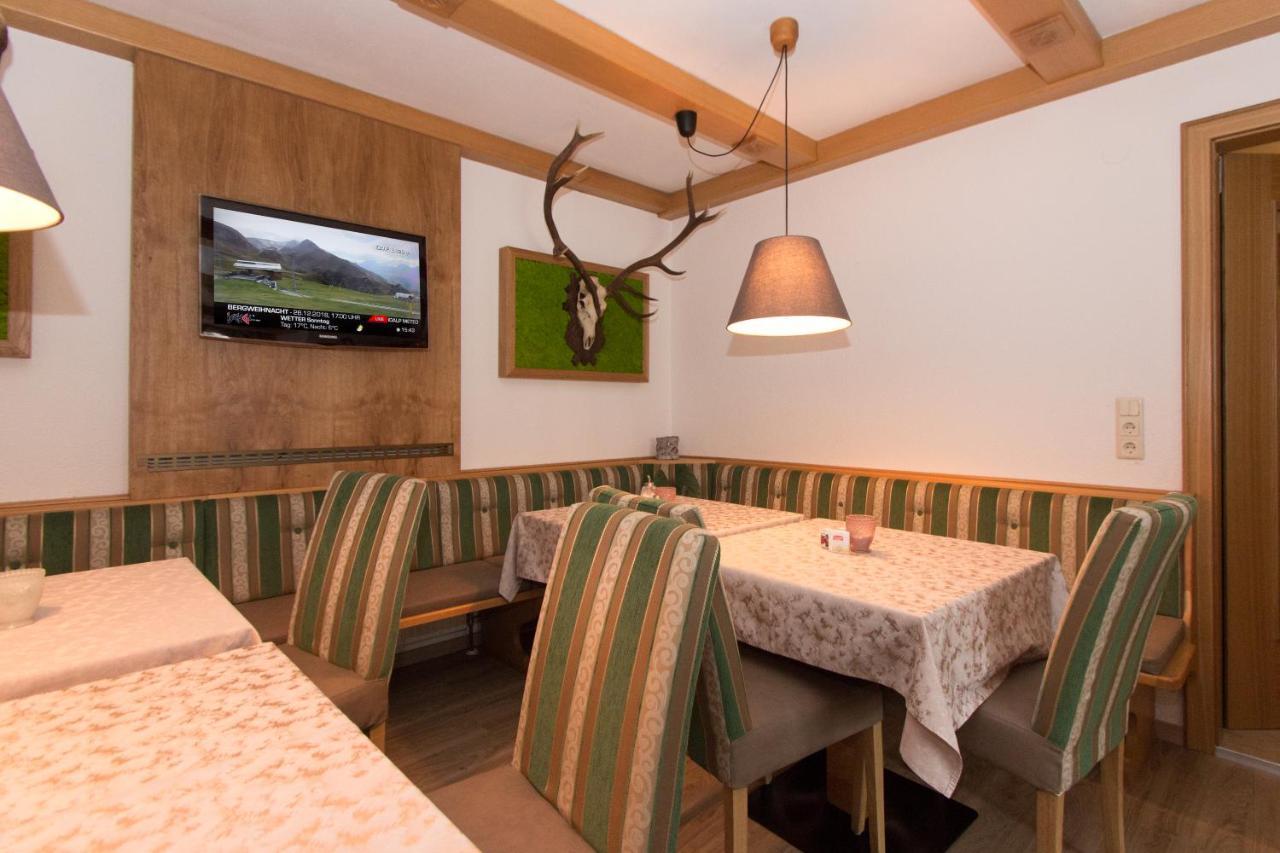 Hotel Garni Foersterheim Ischgl Ngoại thất bức ảnh